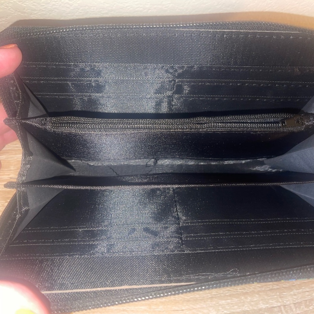 NWT Black multicolored pineapple wallet🍍 - Picture 3 of 3